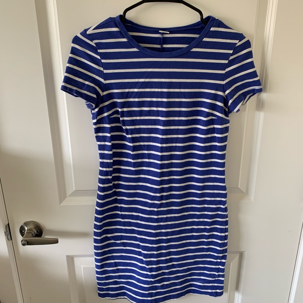 Old Navy t-shirt dress